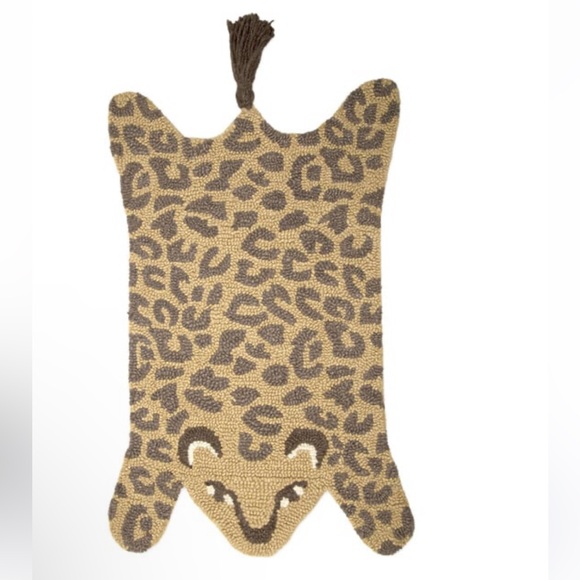 CRANE BABY
Leopard Shape Rug, Parker NEW - Picture 10 of 16